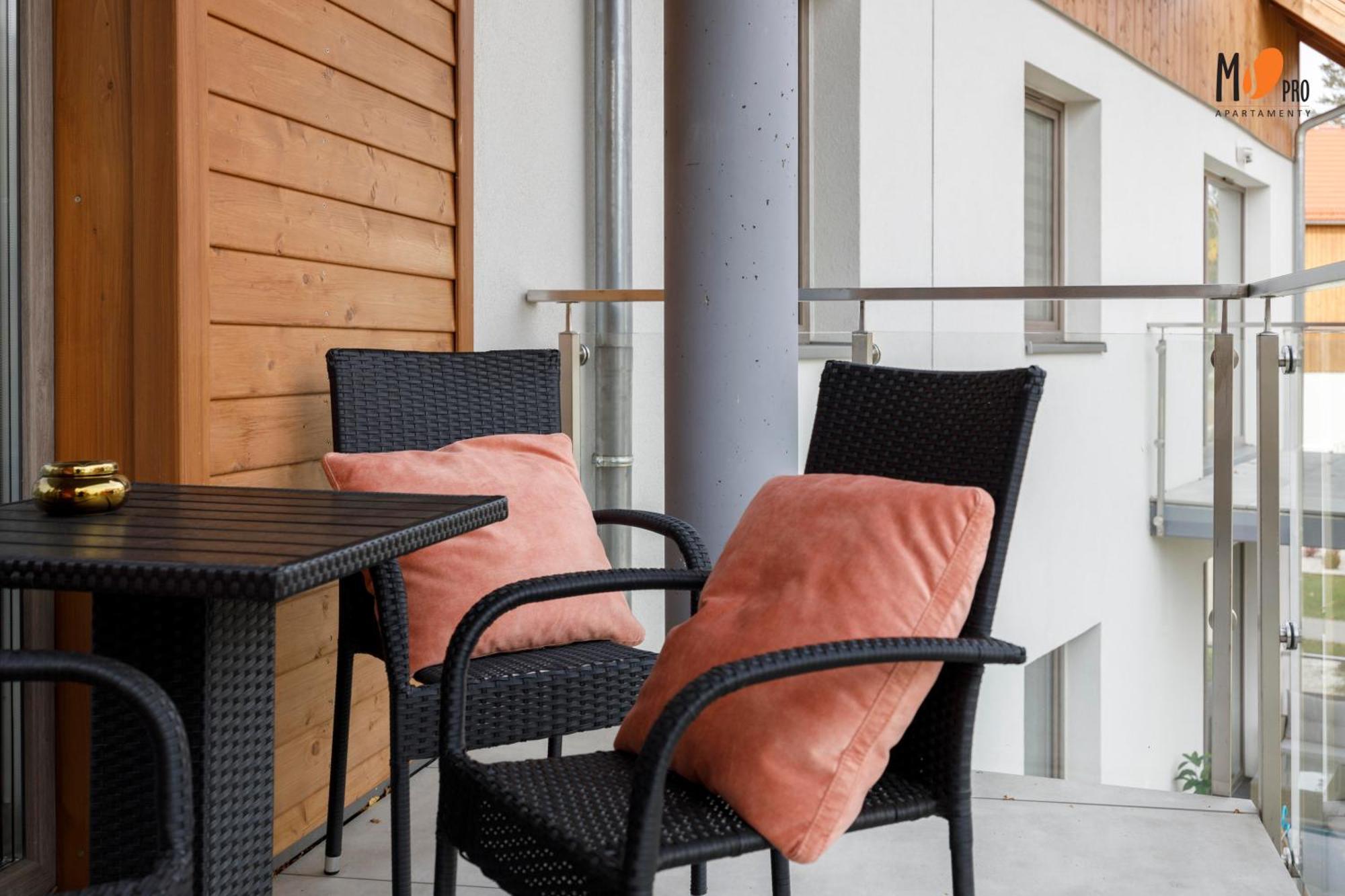 Apartamenty Premium Stone Hill - Baseny&Jacuzzi شكلارسكا بوريبا الغرفة الصورة
