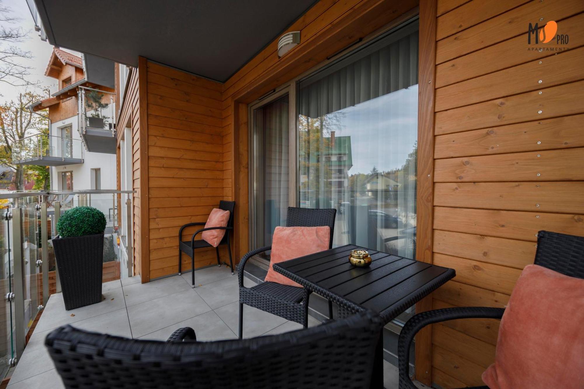 Apartamenty Premium Stone Hill - Baseny&Jacuzzi شكلارسكا بوريبا الغرفة الصورة